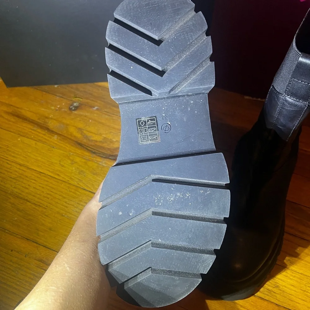 3.1 Philip Lim Kate Boots EUC - Picture 6 of 8